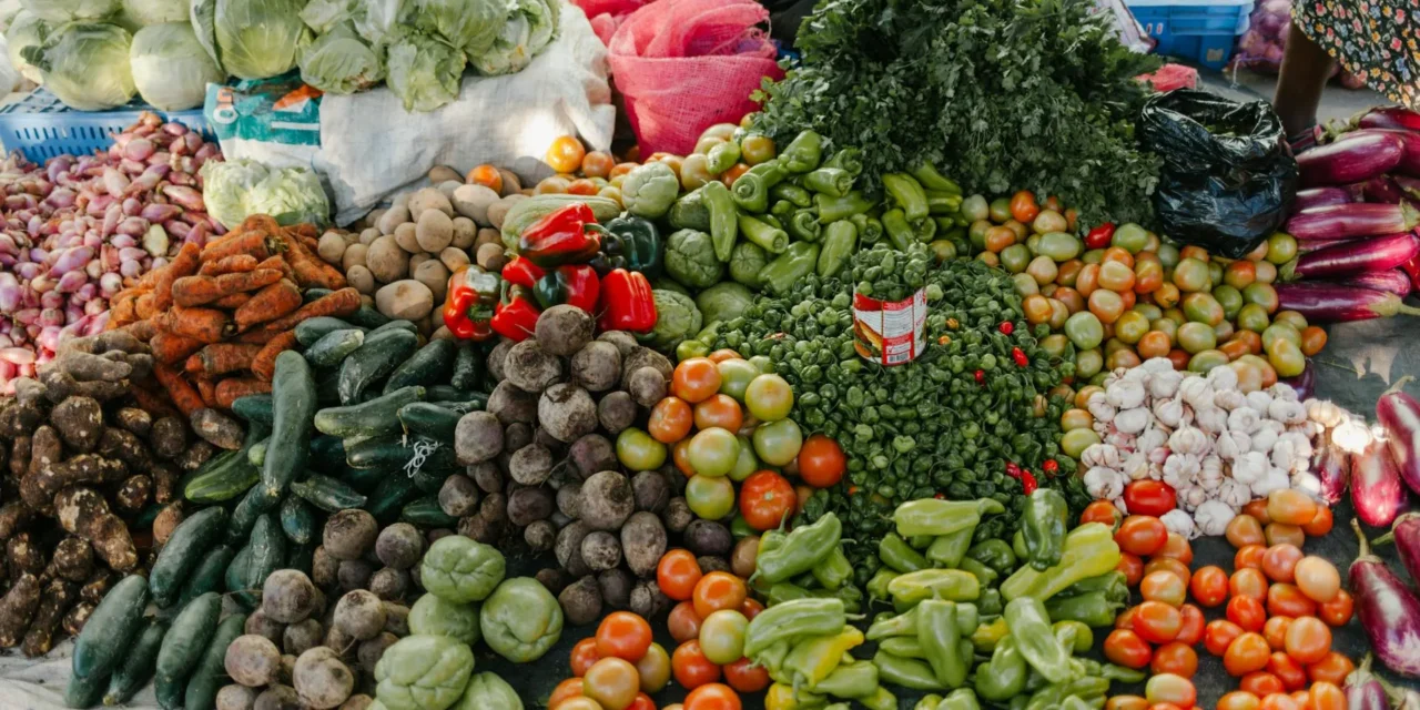 Żywność ekologiczna, czyli jaka? Prawdy i mity na temat bio i eko