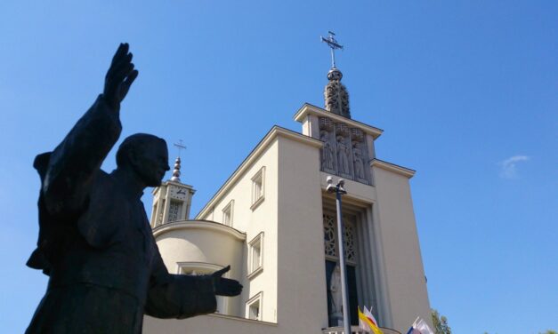 Bp Adam Bałabuch: Kościół nie jest zamknięty na nikogo!