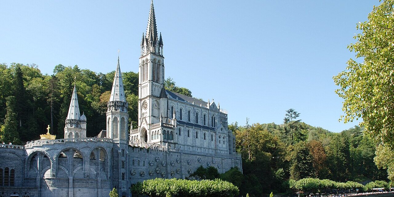 Pielgrzymka do Lourdes. Wiara czyni cuda!