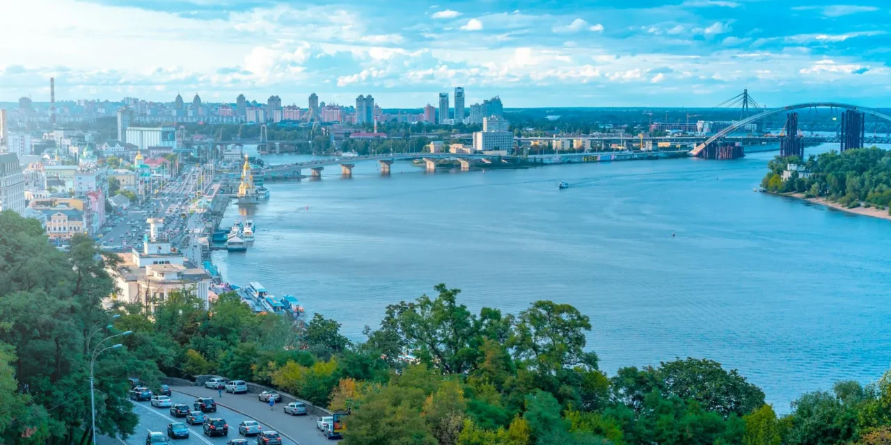 Ukraina w UE vs. sytuacja gospodarcza Polski. Czy 0,17 % PKB to dla nas dobry interes?