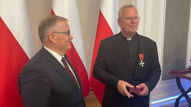 Ks. Piotr Śliwka uhonorowany przez Prezydenta Andrzeja Dudę