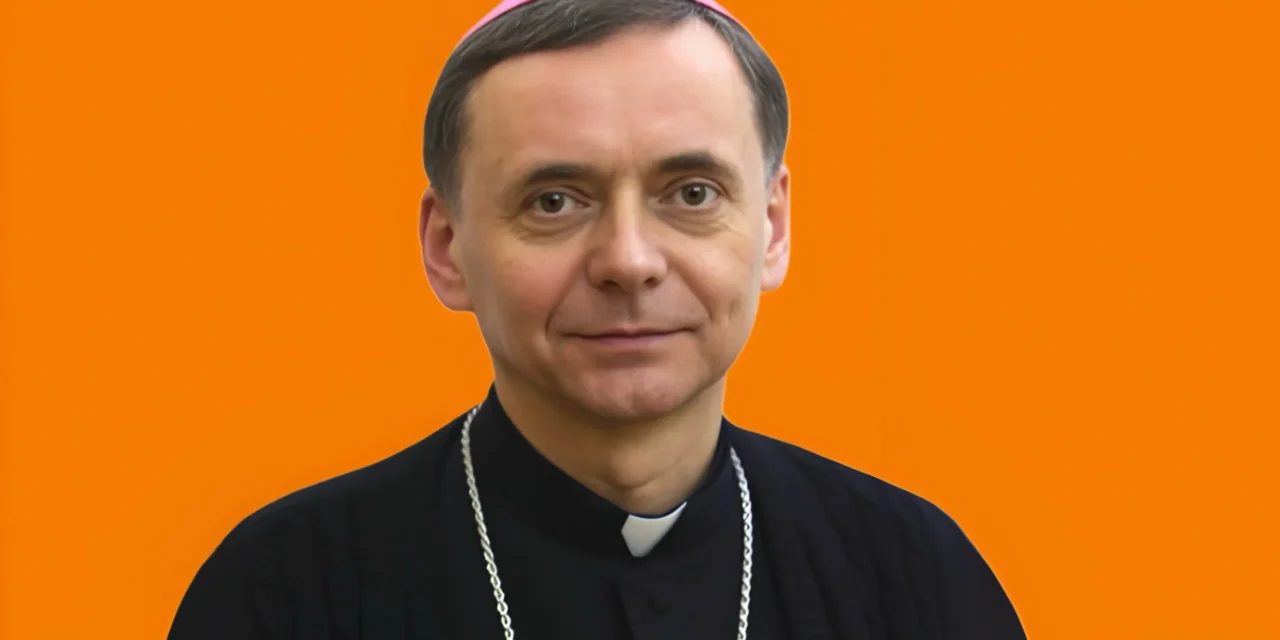 Bp Adam Bałabuch: Miłość oznacza bezinteresowną troskę o drugiego człowieka