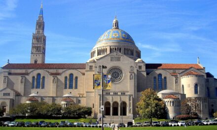 Amerykańskie badania pokazują jaka według wiernych powinna być idealna parafia
