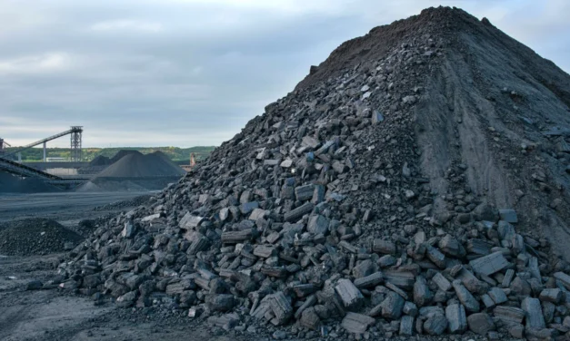 WEO 2025: powrót „scenariusza rzeczywistości”. Zielony Ład czy dłuższa epoka ropy, gazu i LNG? [ANALIZA I KOMENTARZ]