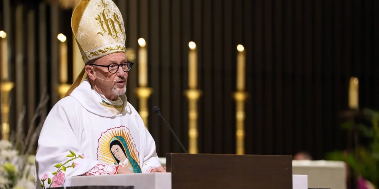 Bp James Conley: Dzieci, prawda i granice eksperymentowania