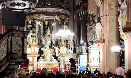 Biskup Świdnicki Marek Mendyk w 44. rocznicę stanu wojennego: Odwagi! Nie bójcie się! Coś jest za naszym zakrętem historii