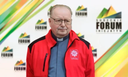 Ks. Radosław Kisiel, Dyrektor Caritas Diecezji Świdnickiej: Pomoc dla powodzian nie kończy się po roku. To proces na wiele lat