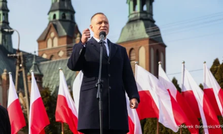 Sukces Akcji Katolickiej. Prezydent Karol Nawrocki ułaskawił Weronikę Krawczyk