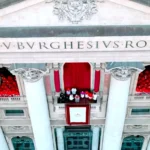 Tu es Petrus – rok temu wybrany został ojciec Robert Prevost – przyjął imię Leon XIV