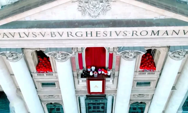 Tu es Petrus – rok temu wybrany został ojciec Robert Prevost – przyjął imię Leon XIV